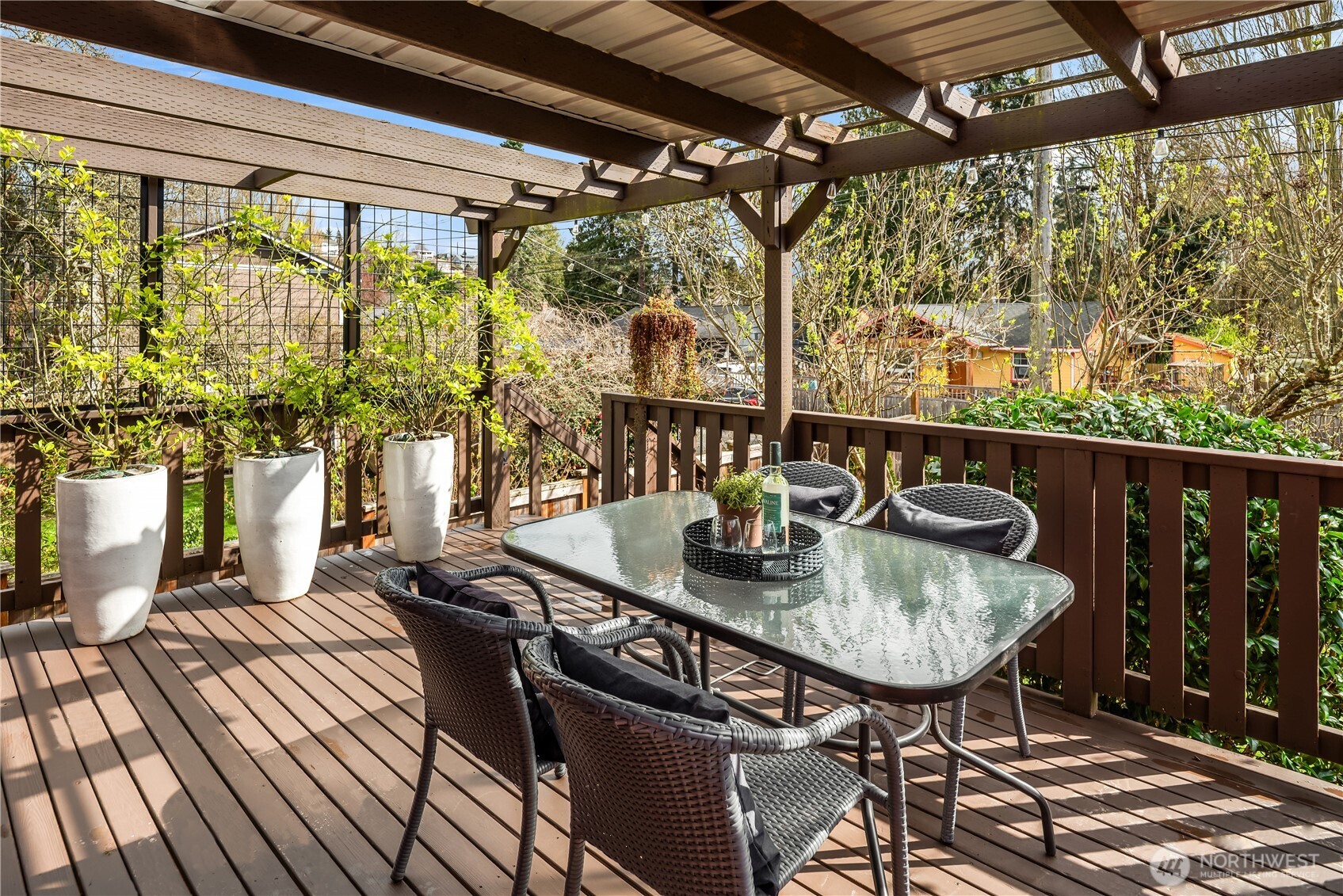 4929 SW Dawson Street , Seattle, WA 98136