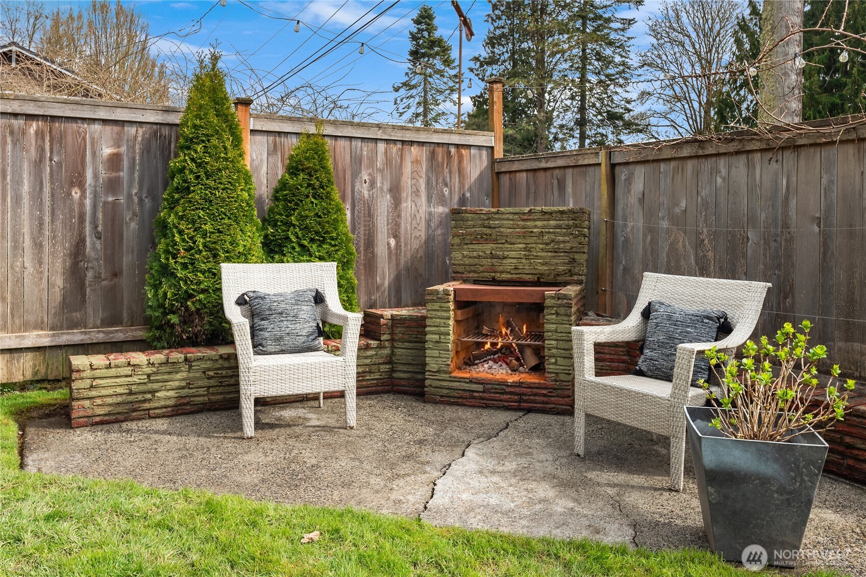 4929 SW Dawson Street , Seattle, WA 98136