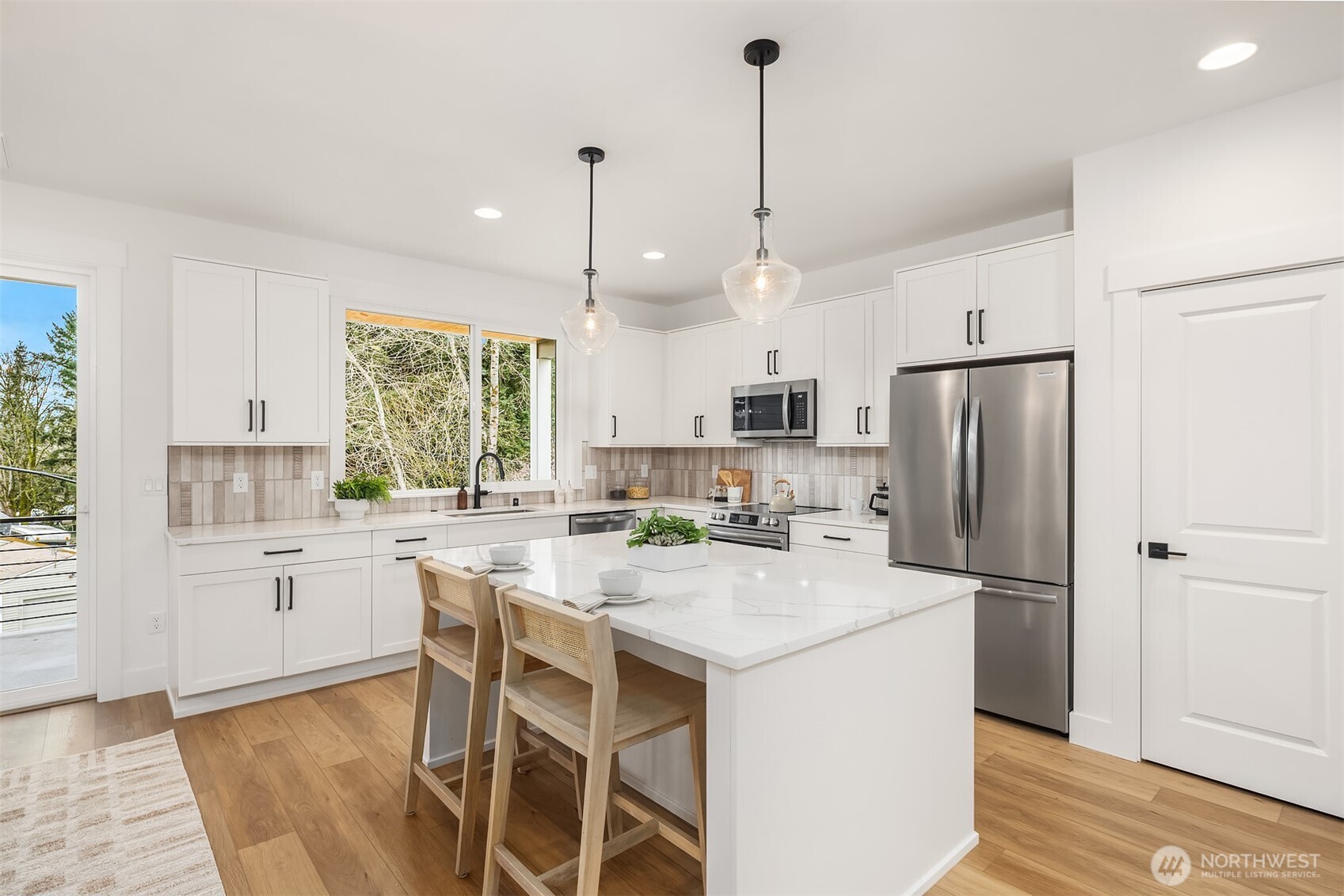 404 Edmonds Ave NE , Renton, WA 98056