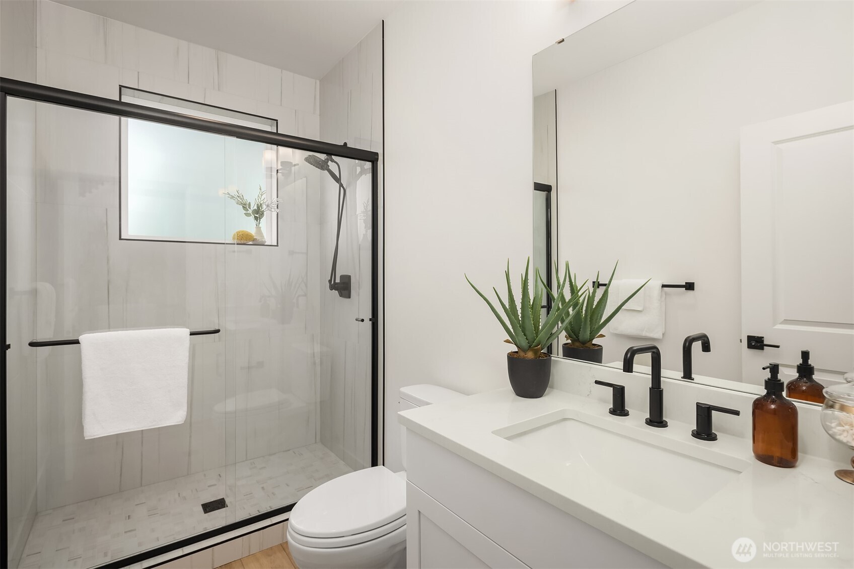 404 Edmonds Ave NE , Renton, WA 98056