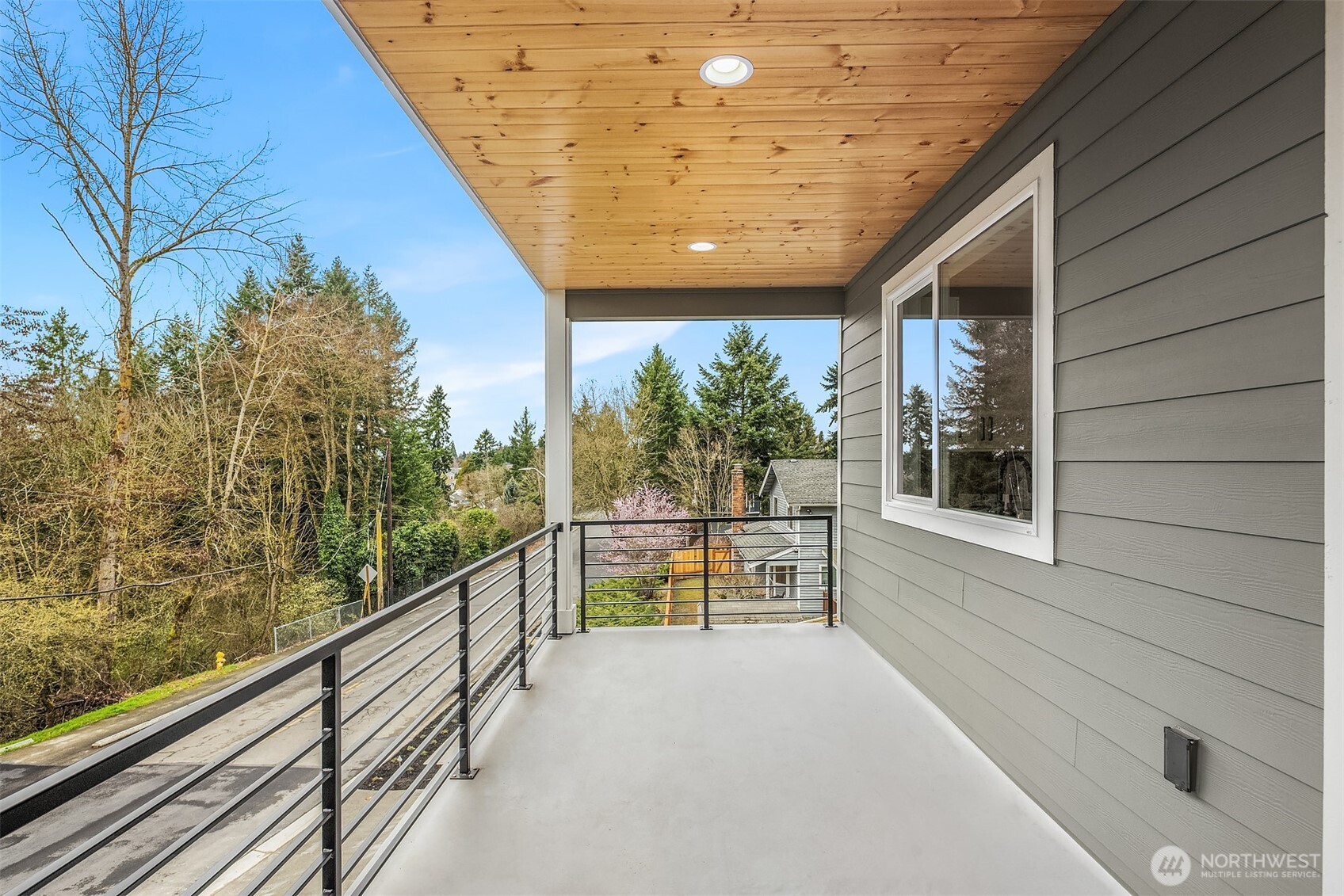 404 Edmonds Ave NE , Renton, WA 98056