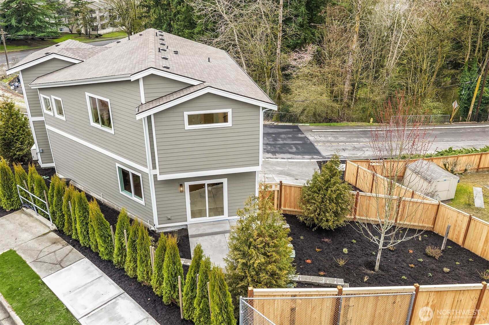 404 Edmonds Ave NE , Renton, WA 98056