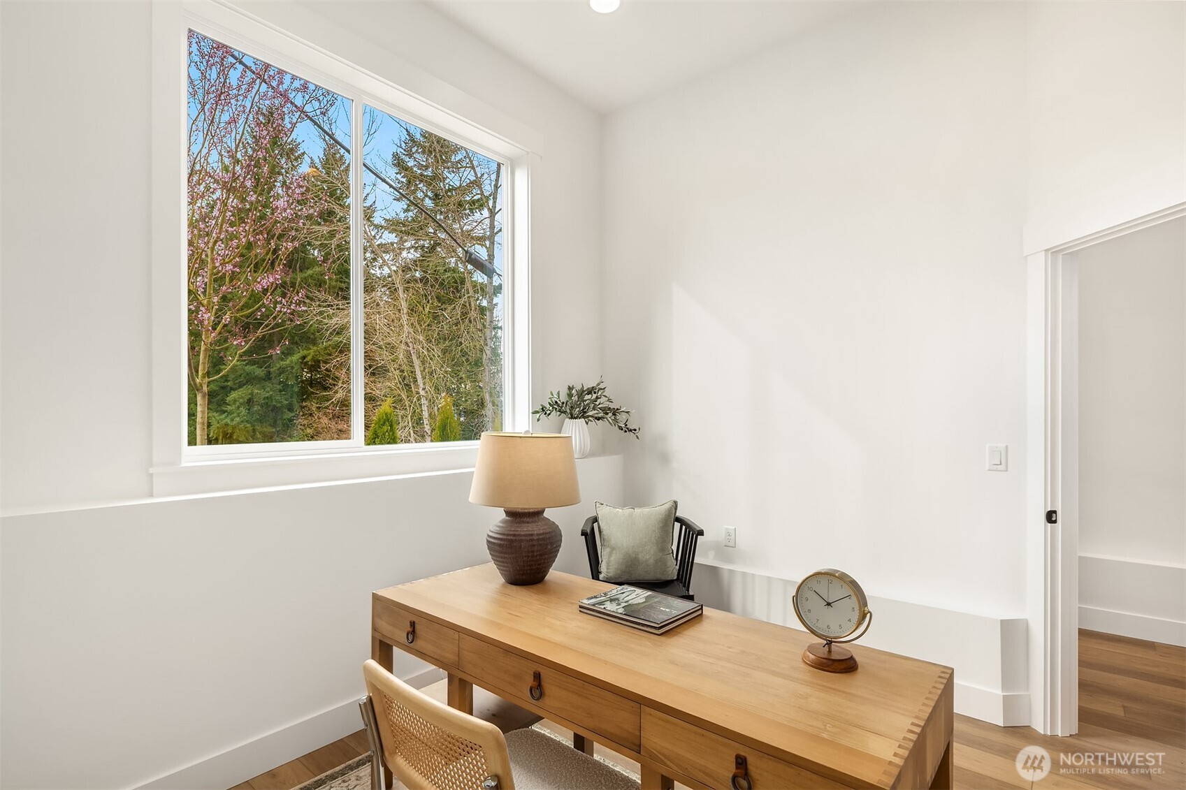 404 Edmonds Ave NE , Renton, WA 98056