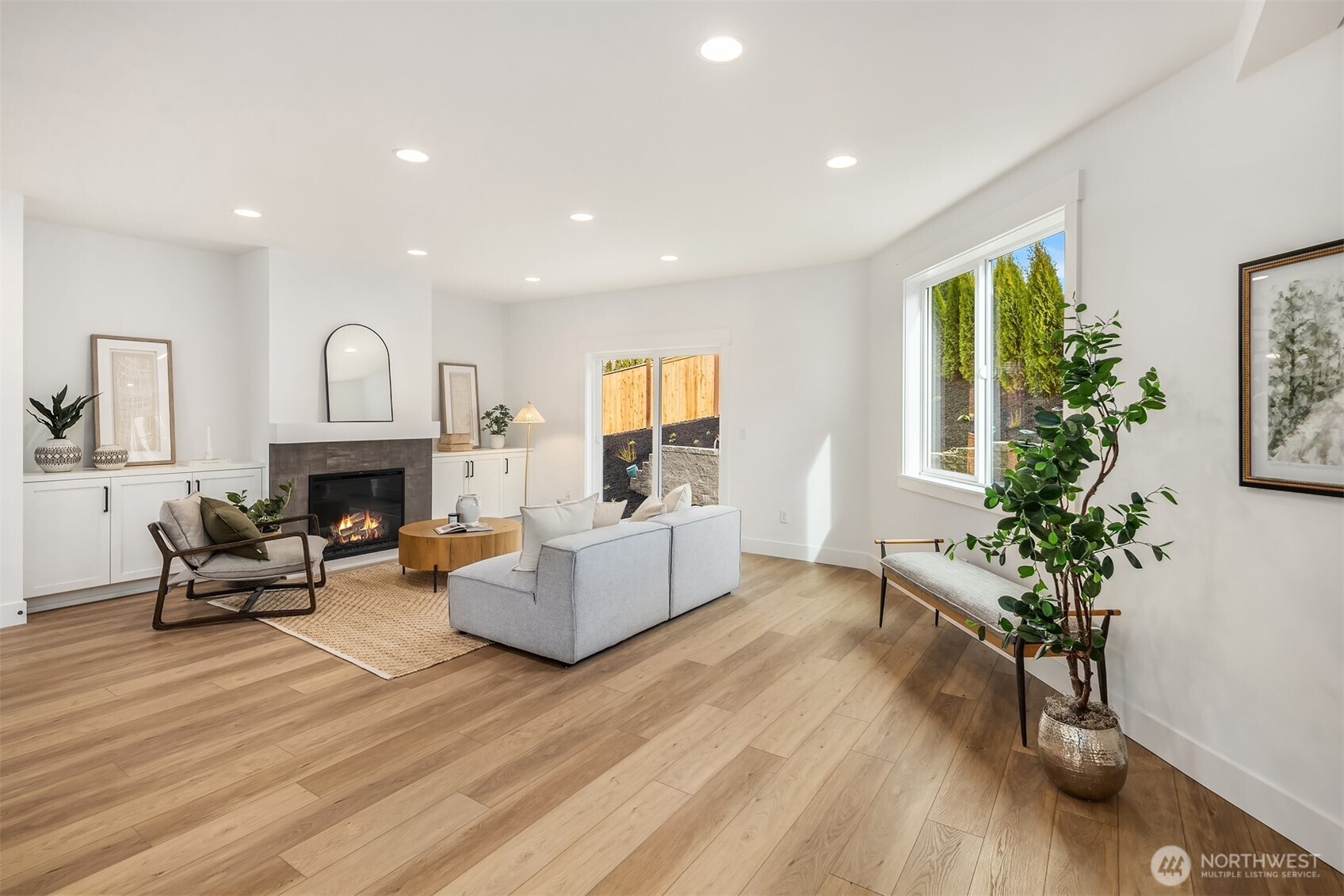 404 Edmonds Ave NE , Renton, WA 98056