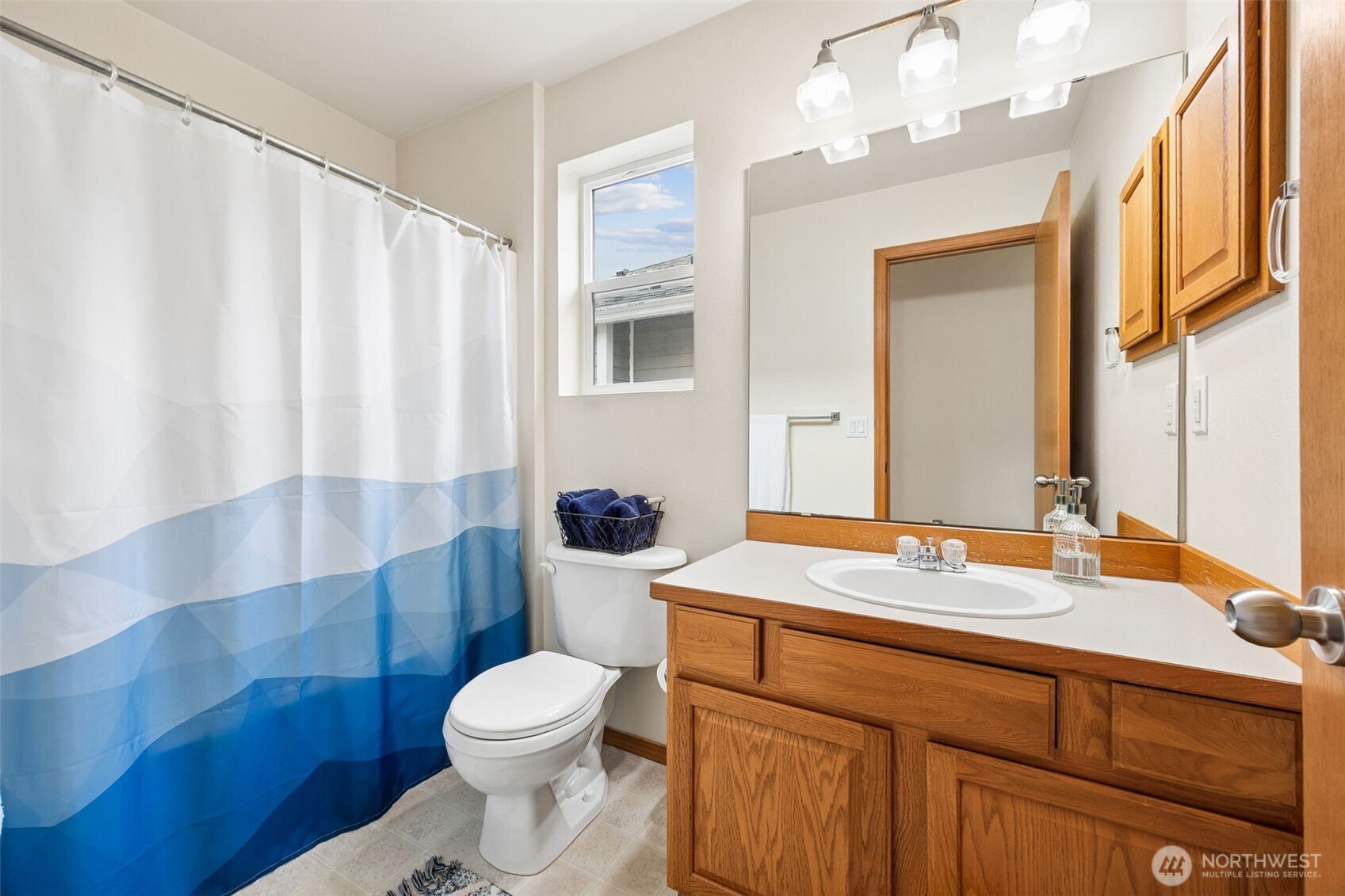 206 Lane Boulevard NW, Orting, WA 98360