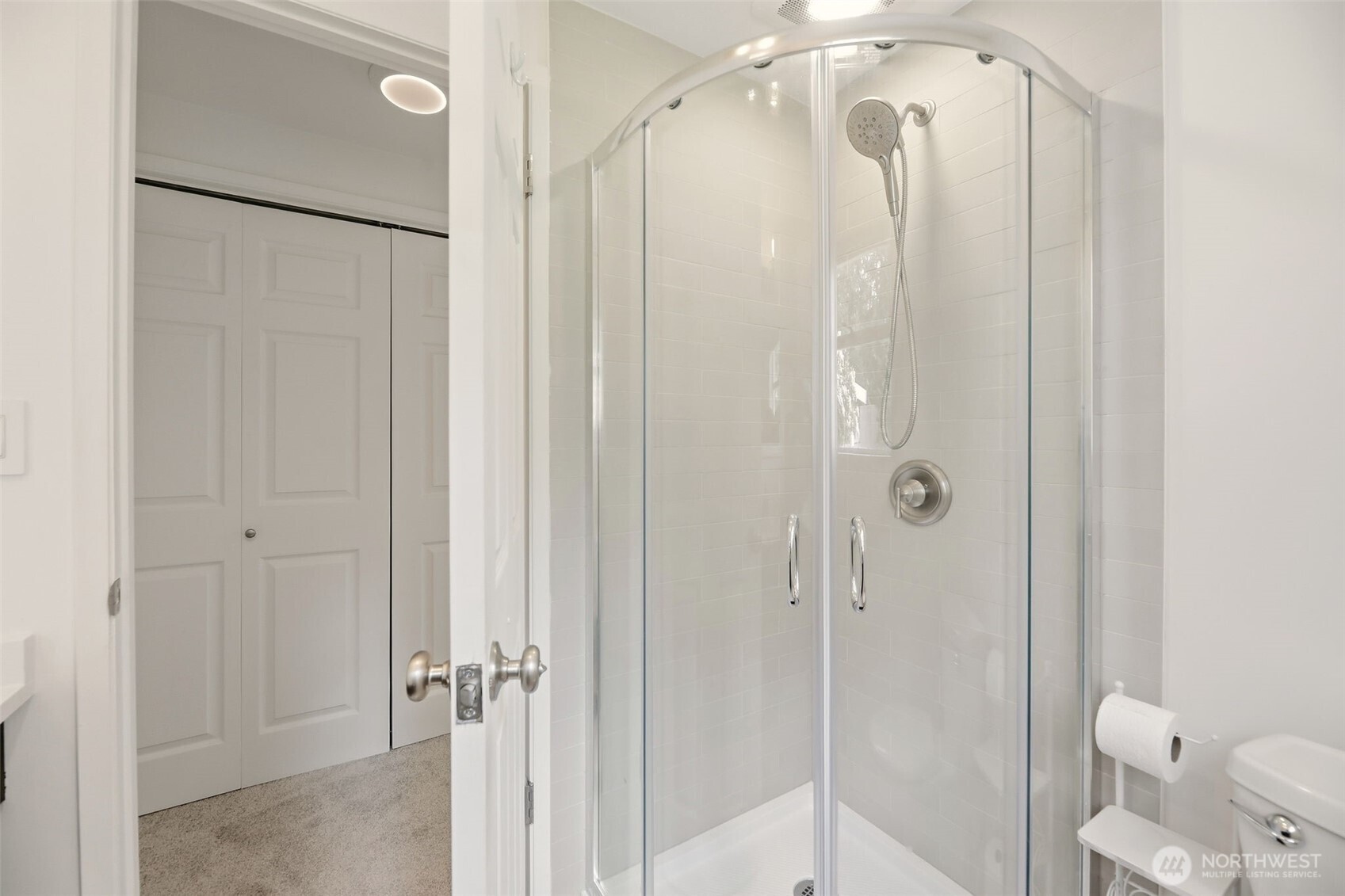 1279 149th Place SE, Bellevue, WA 98007