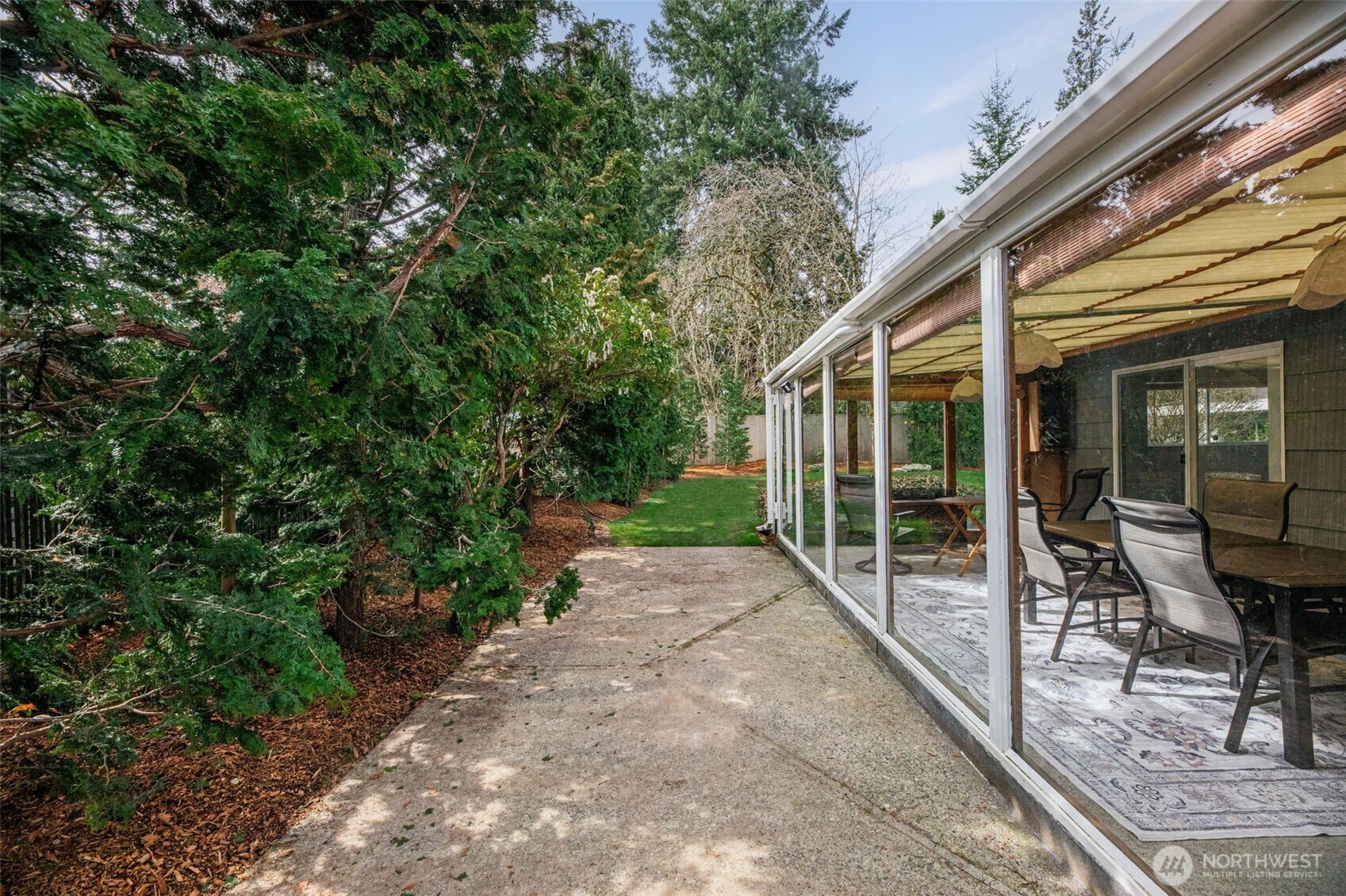 1279 149th Place SE, Bellevue, WA 98007