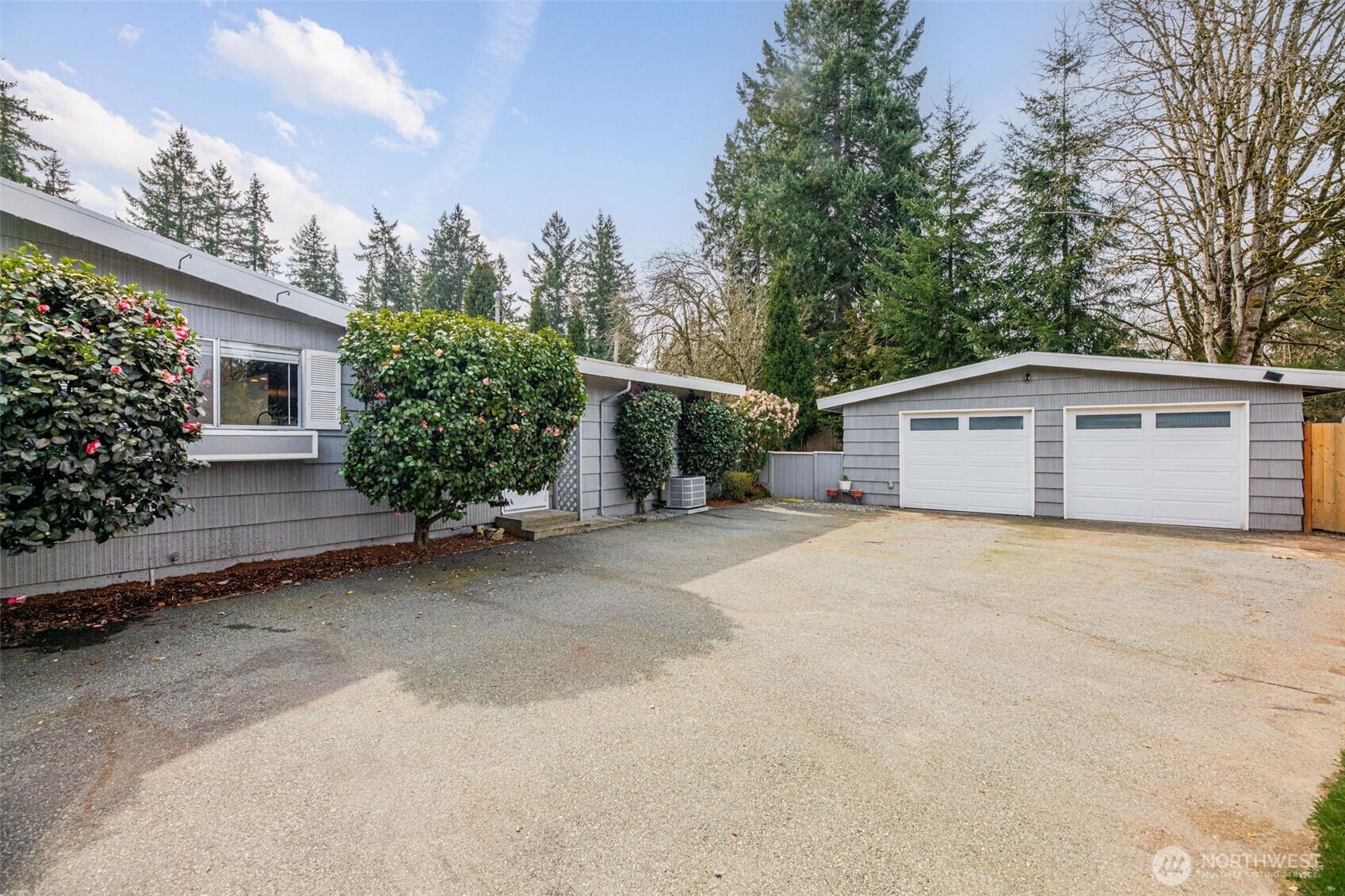 1279 149th Place SE, Bellevue, WA 98007