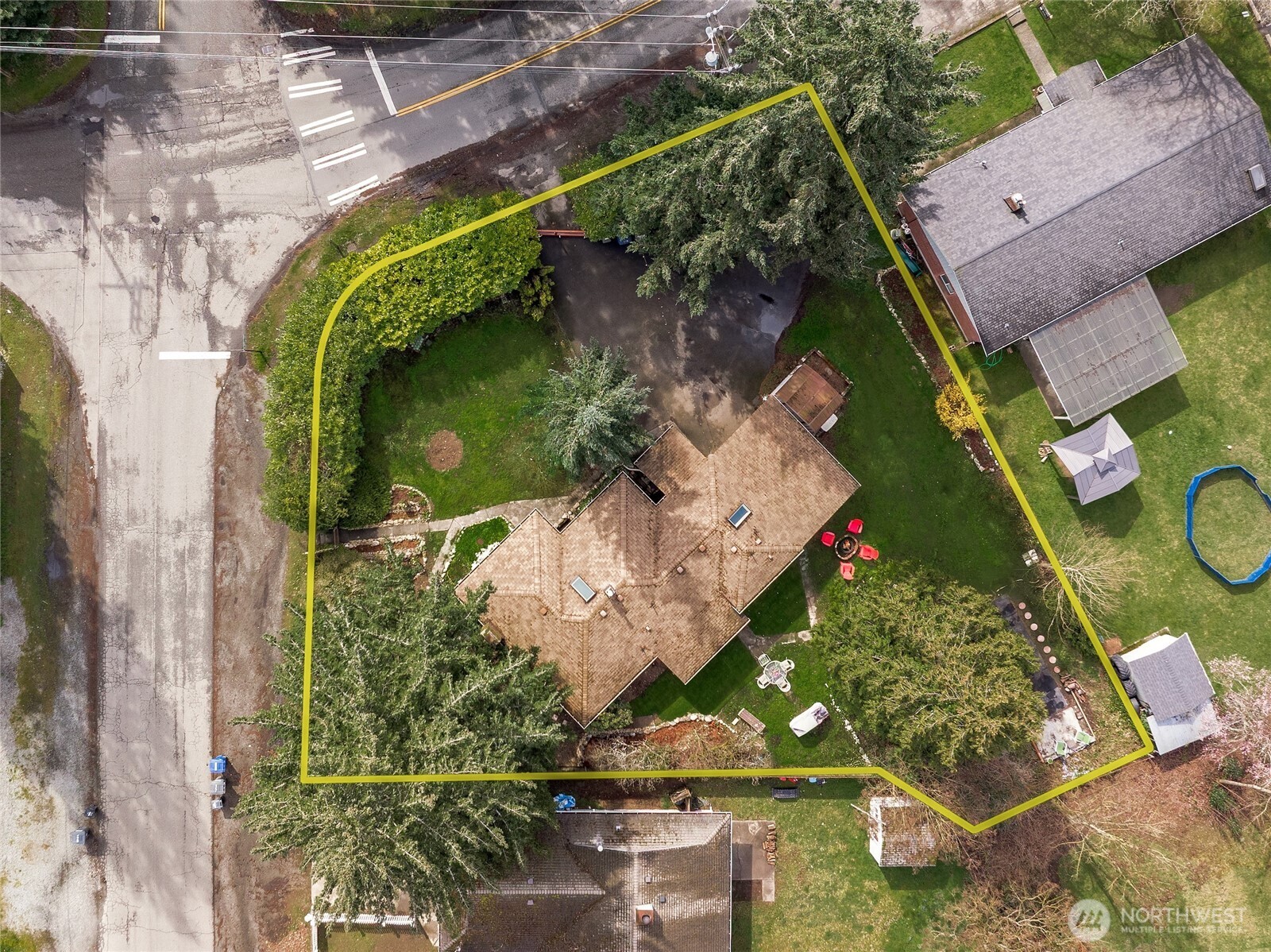 14235 6th Avenue SW, Burien, WA 98166