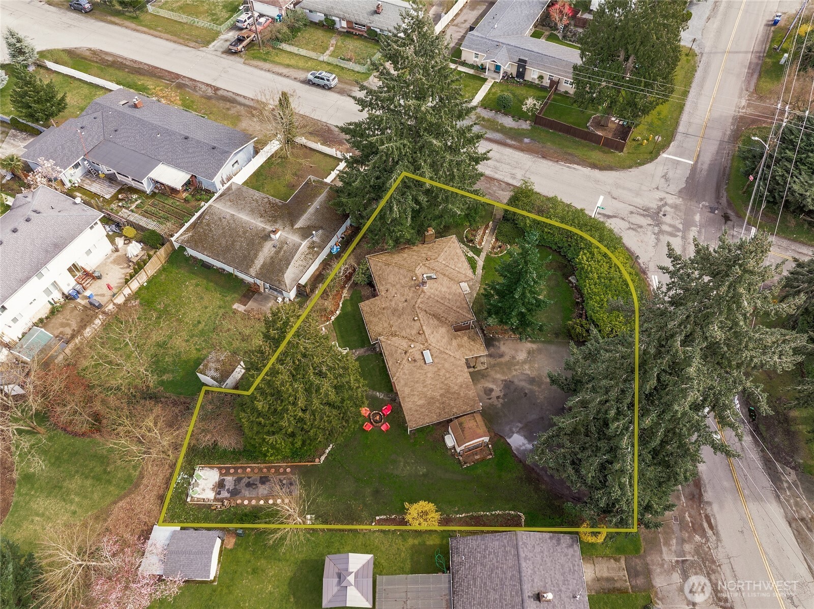 14235 6th Avenue SW, Burien, WA 98166