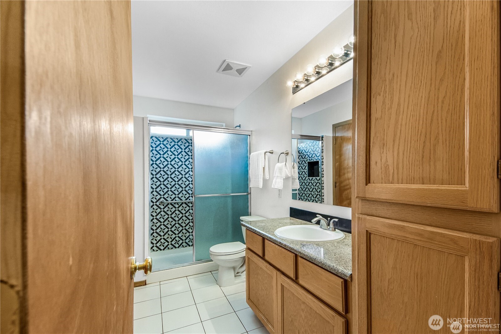 6317 111th Avenue E, Puyallup, WA 98372