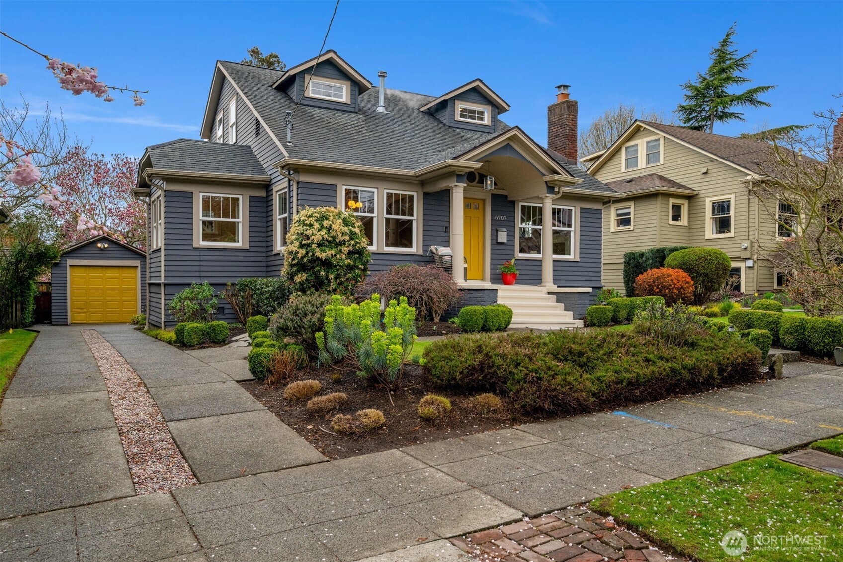 6707 6th Avenue NW, Seattle, WA 98117