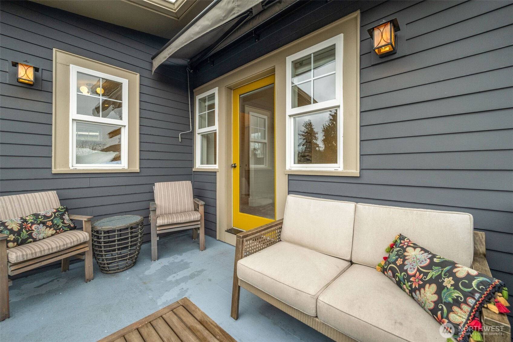 6707 6th Avenue NW, Seattle, WA 98117