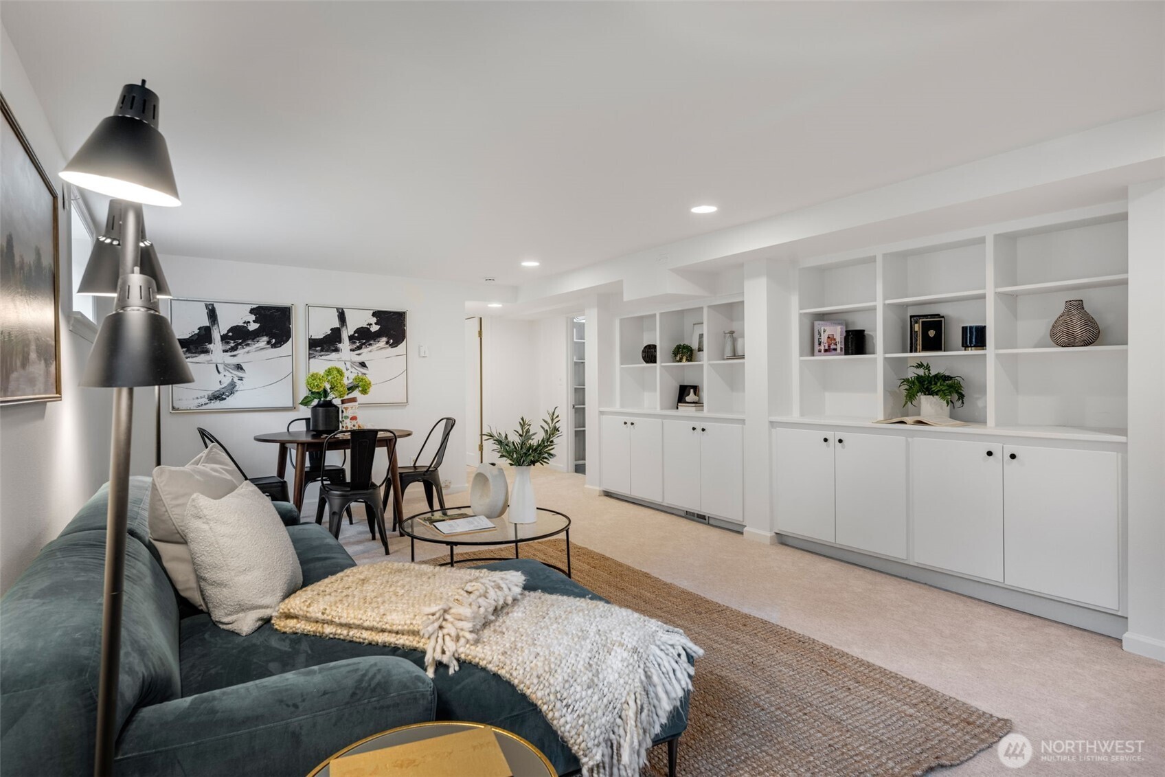 6707 6th Avenue NW, Seattle, WA 98117