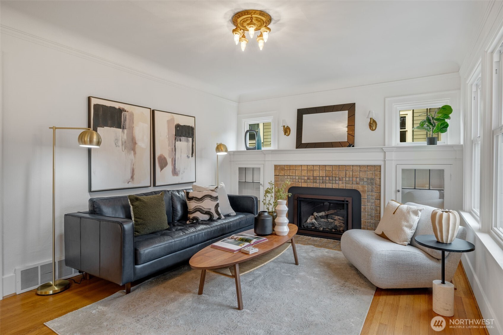 6707 6th Avenue NW, Seattle, WA 98117