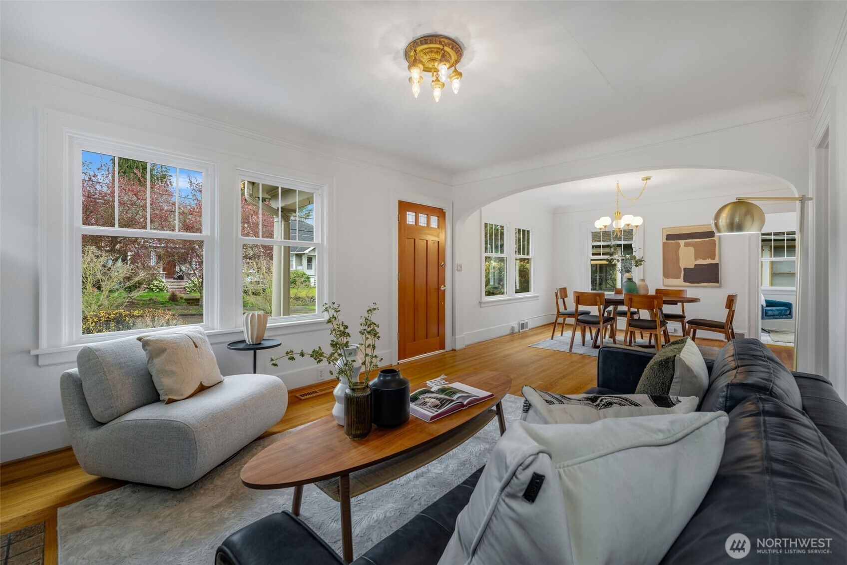 6707 6th Avenue NW, Seattle, WA 98117