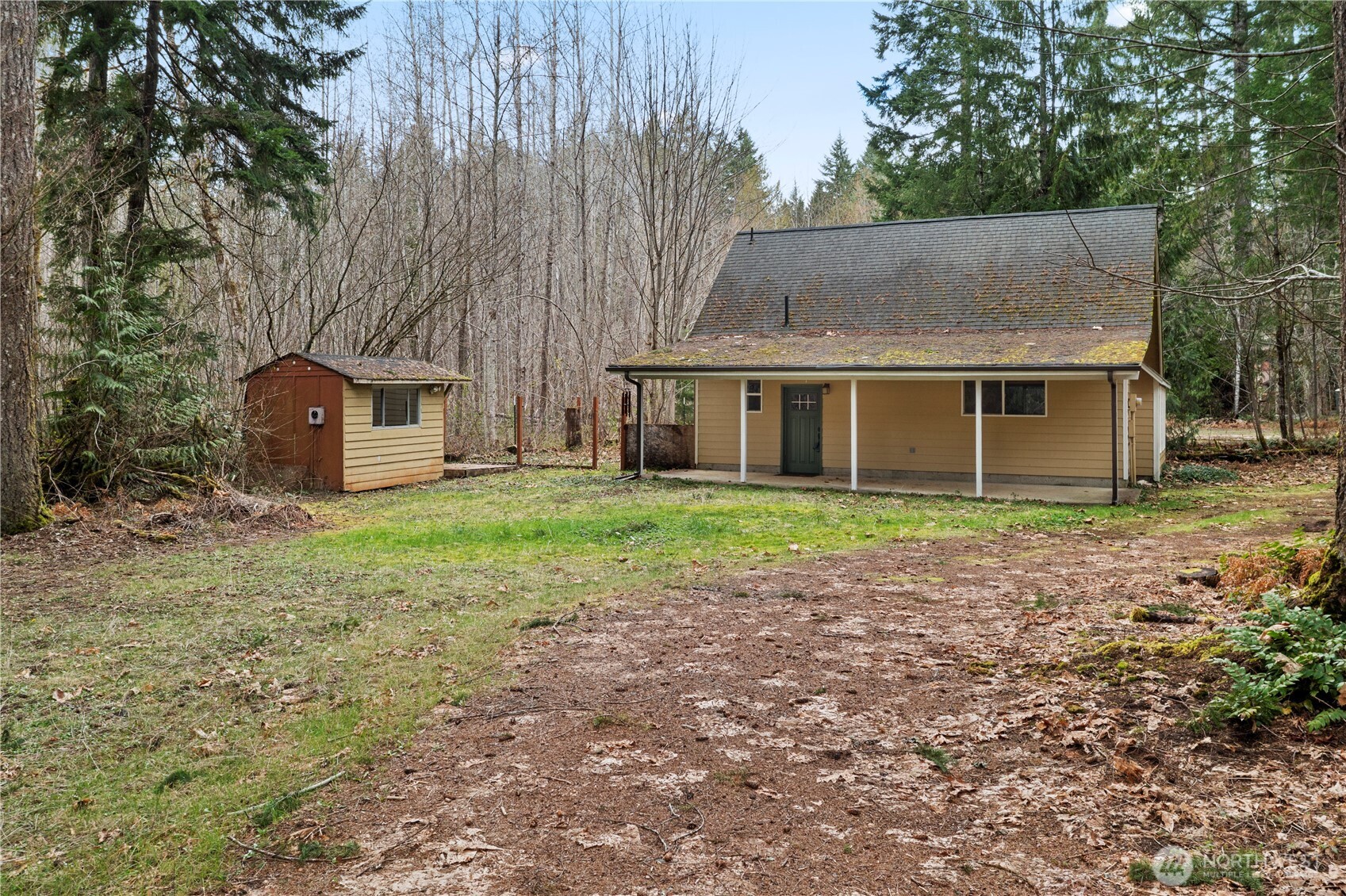 380 N Duckabush Drive E, Hoodsport, WA 98548
