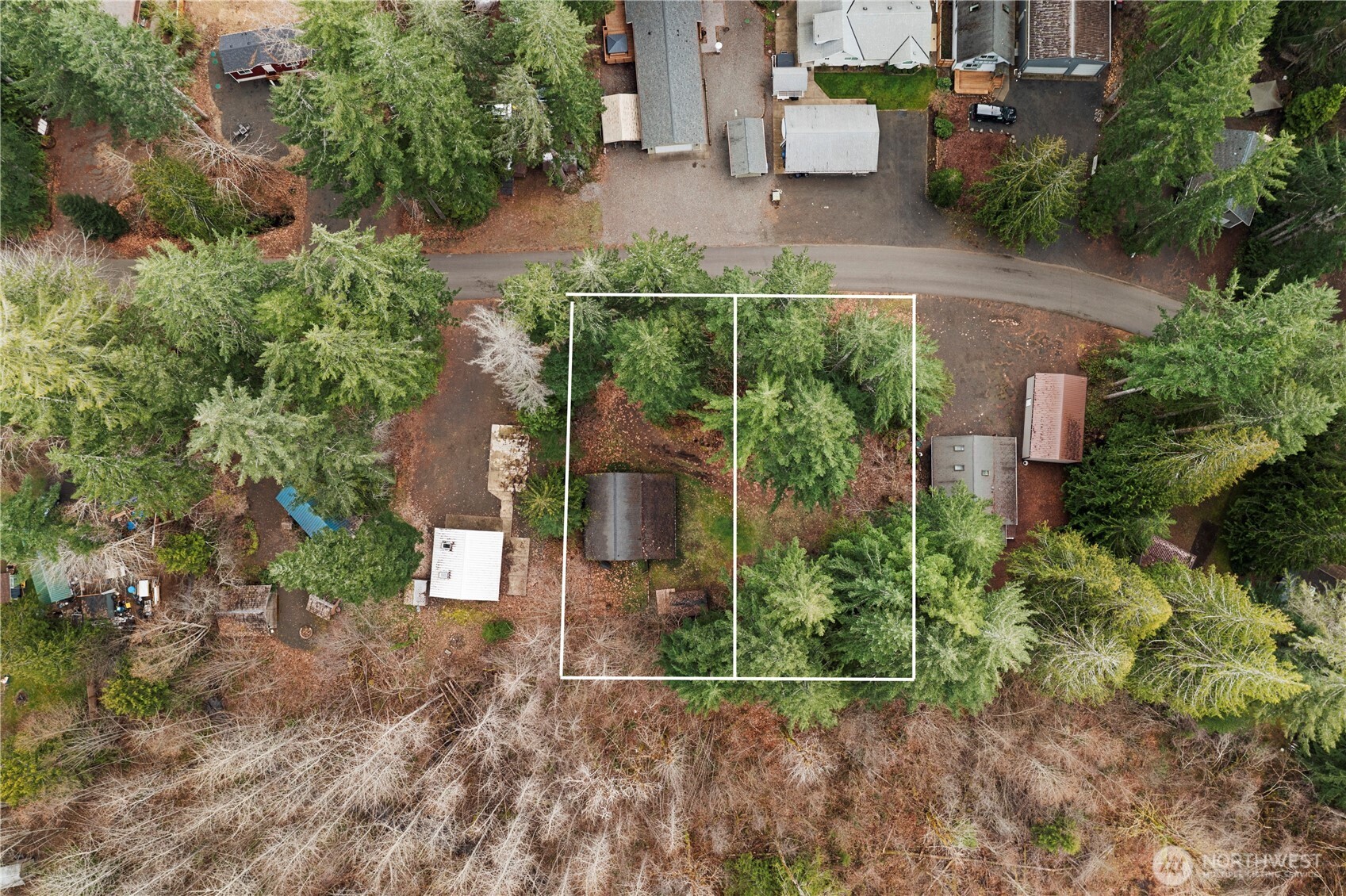 380 N Duckabush Drive E, Hoodsport, WA 98548