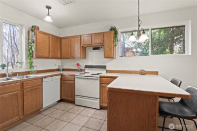380 N Duckabush Drive E, Hoodsport, WA 98548 - Photo 9