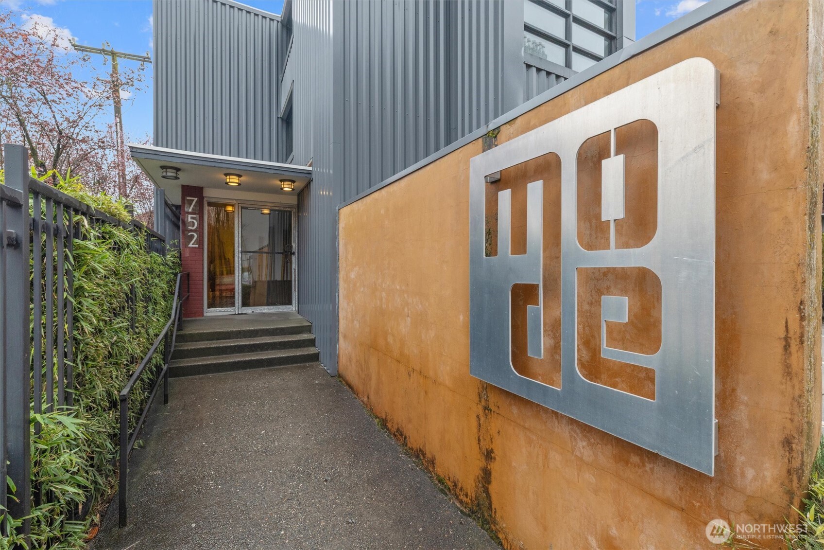 752 Bellevue Avenue E #202, Seattle, WA 98102