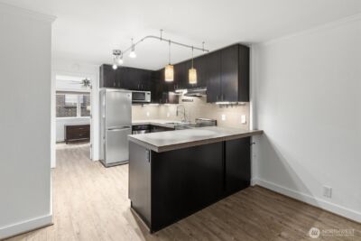 752 Bellevue Avenue E #202, Seattle, WA 98102 - Photo 5