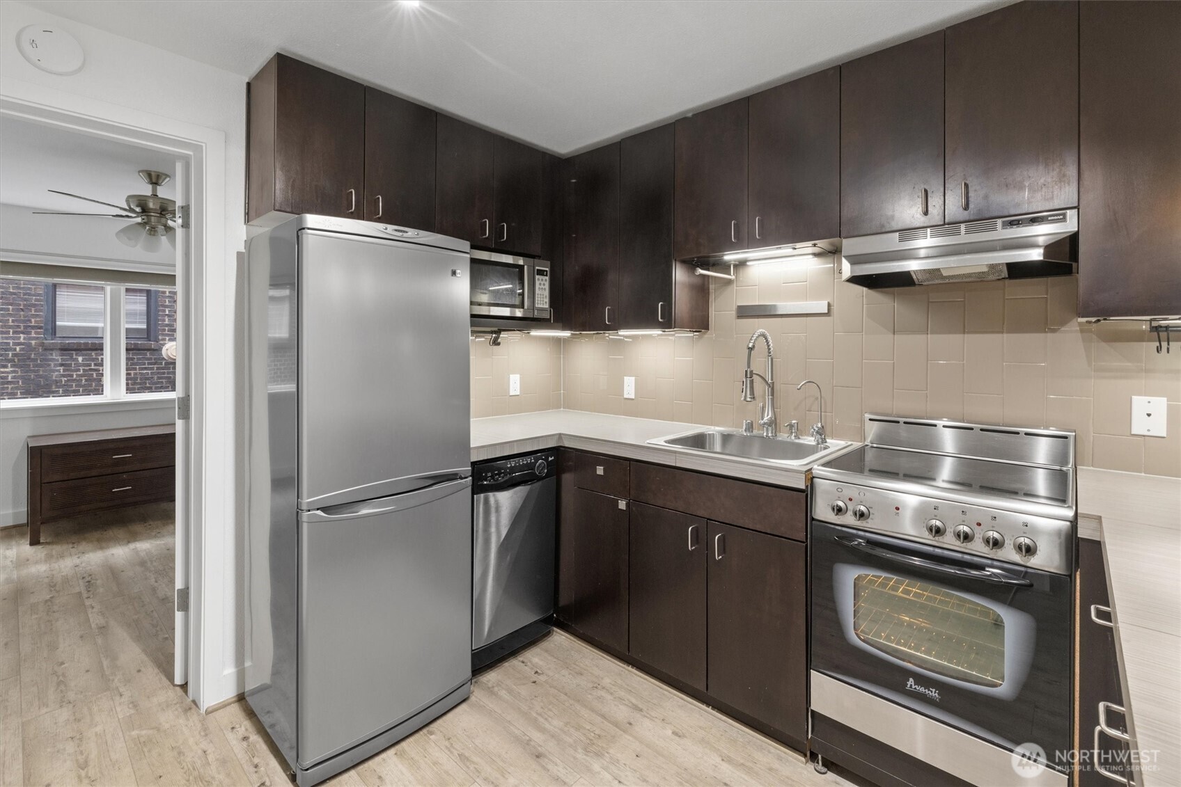 752 Bellevue Avenue E #202, Seattle, WA 98102