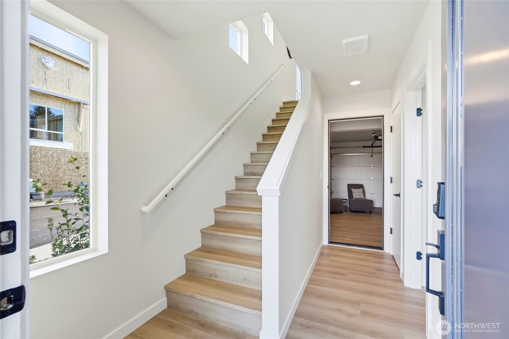 222 124th Street SW #E1, Everett, WA 98204