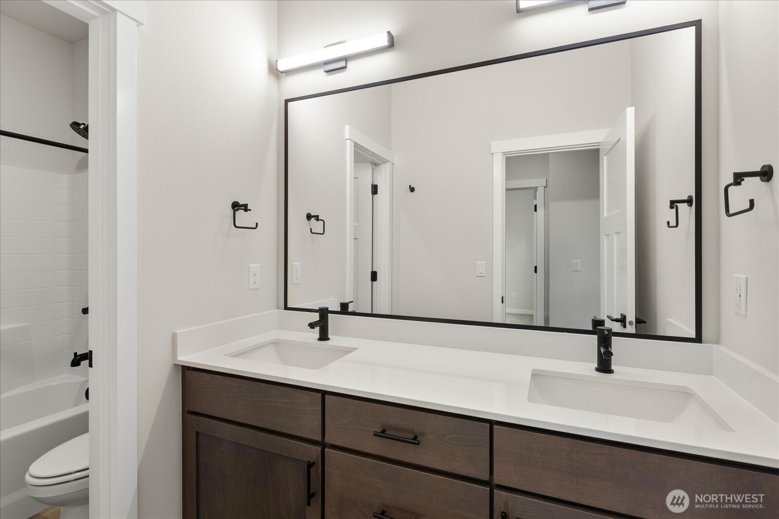 28300 74th Drive NW #B, Stanwood, WA 98292