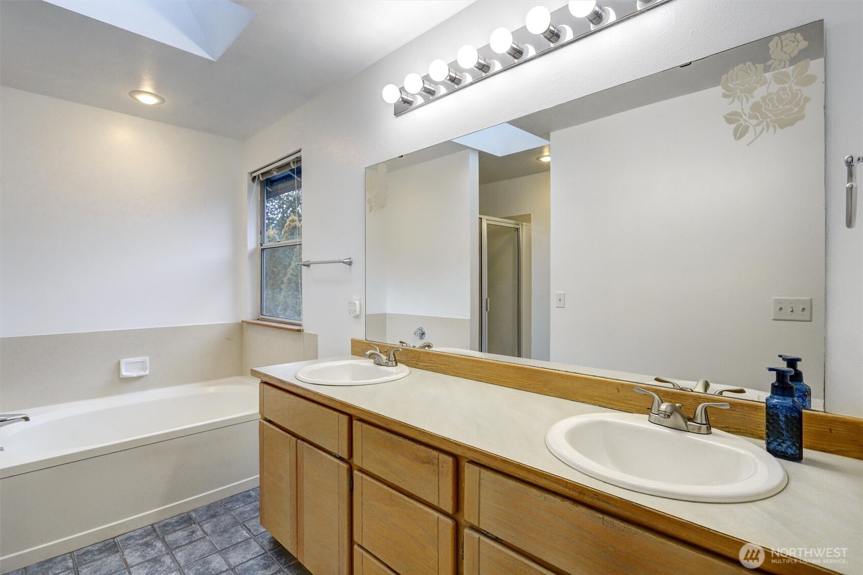 13925 54th Avenue SE, Everett, WA 98208