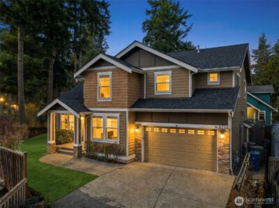 8718 NE 134th Street , Kirkland, WA 98034