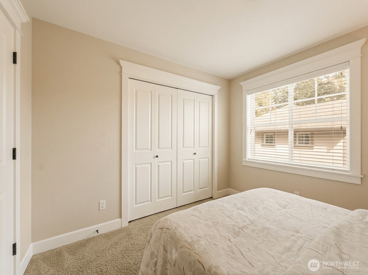 8718 NE 134th Street , Kirkland, WA 98034