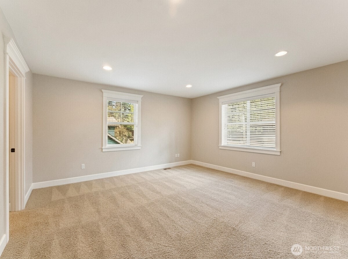 8718 NE 134th Street , Kirkland, WA 98034