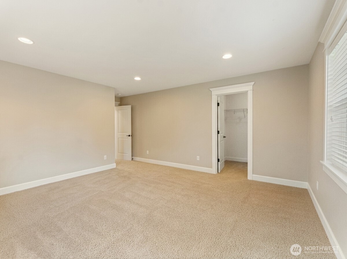 8718 NE 134th Street , Kirkland, WA 98034