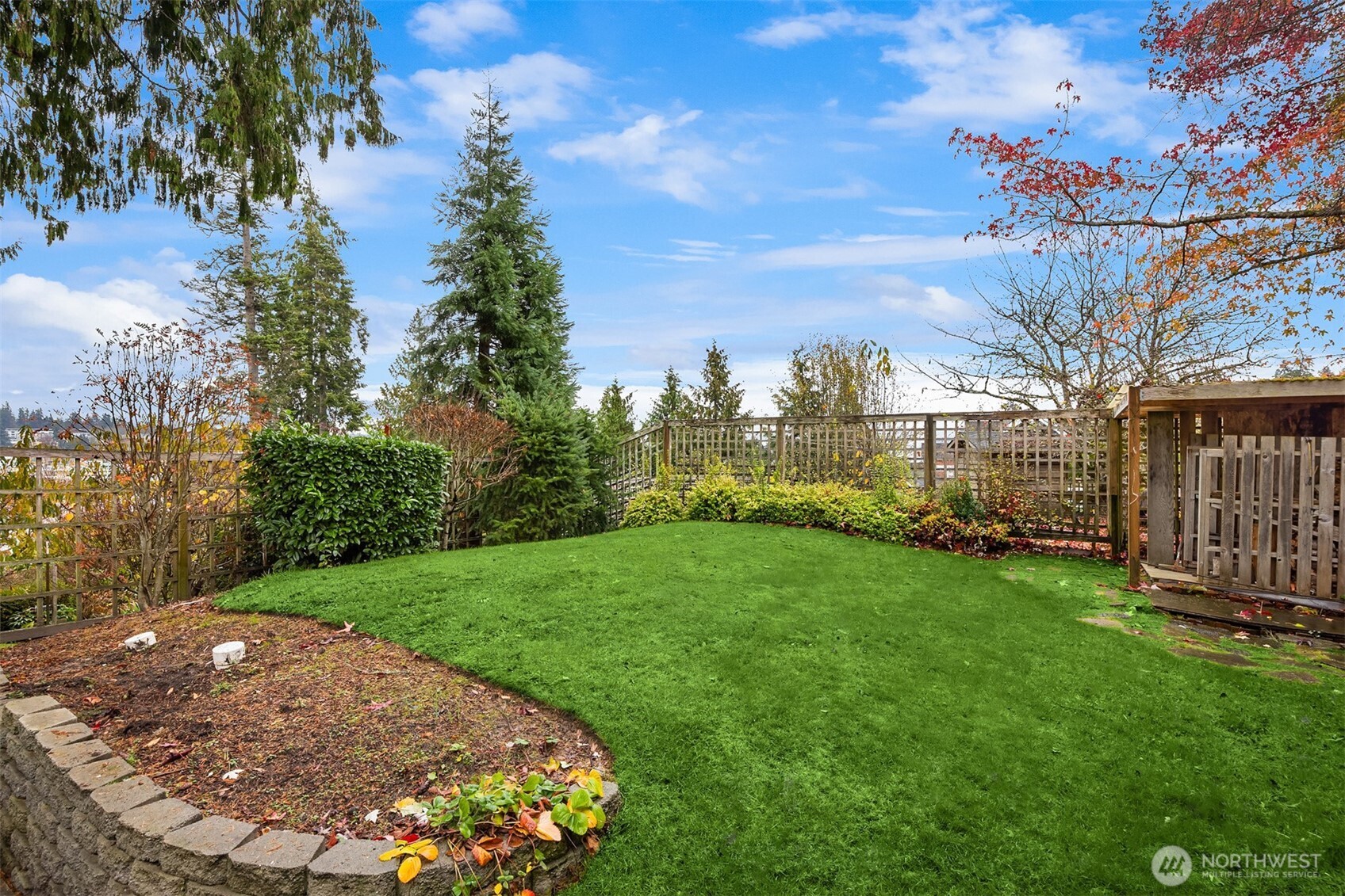 9986 NE Ewing Street , Bainbridge Island, WA 98110