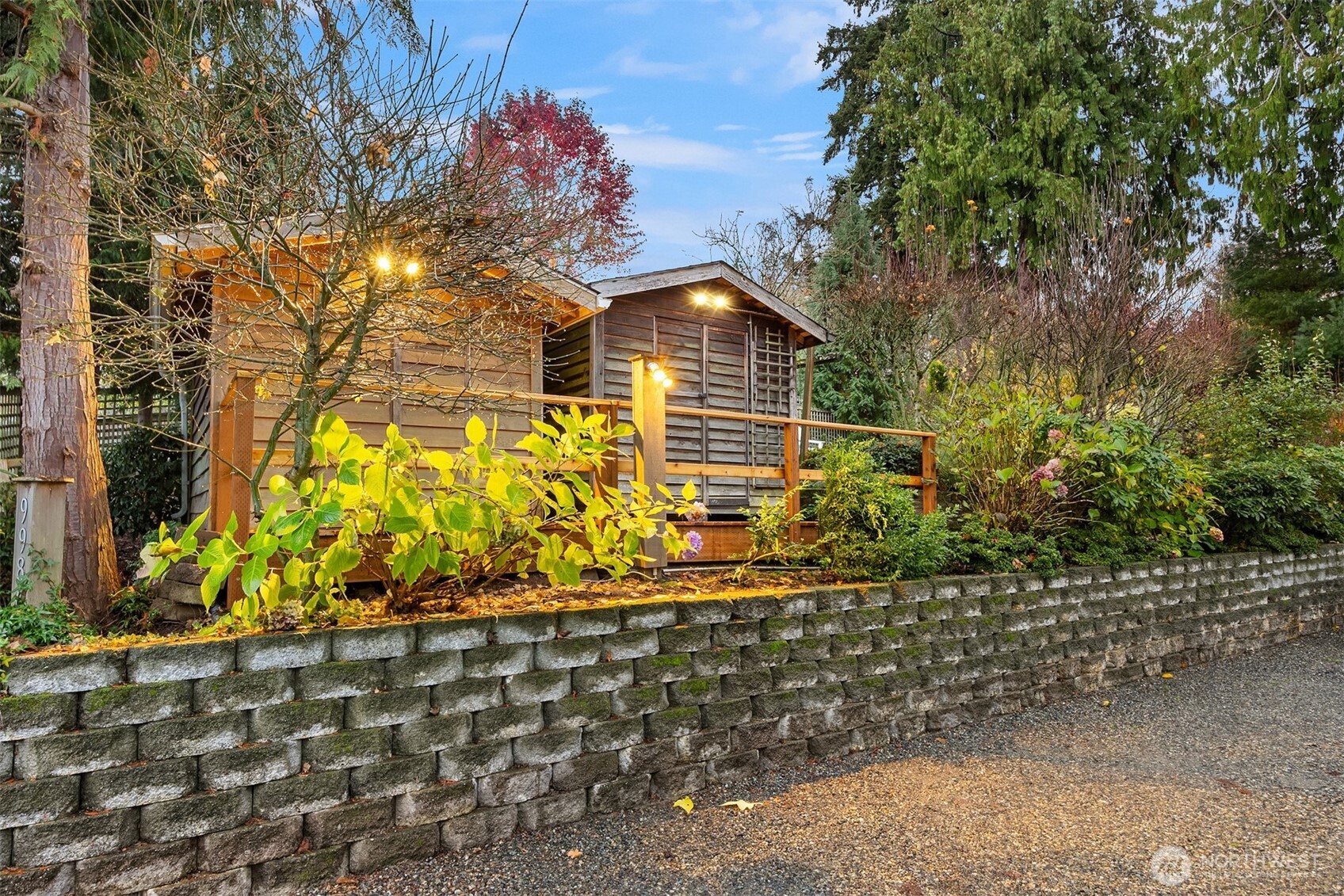 9986 NE Ewing Street , Bainbridge Island, WA 98110