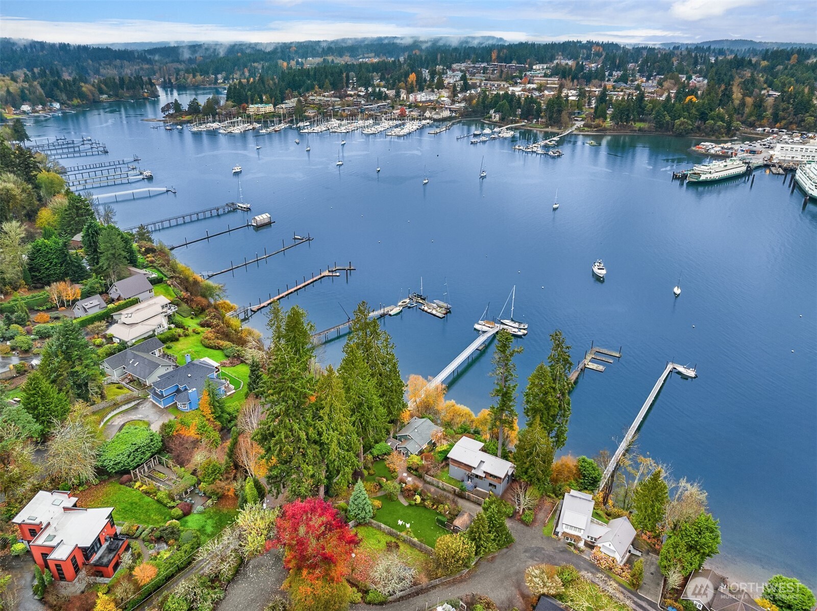 9986 NE Ewing Street , Bainbridge Island, WA 98110