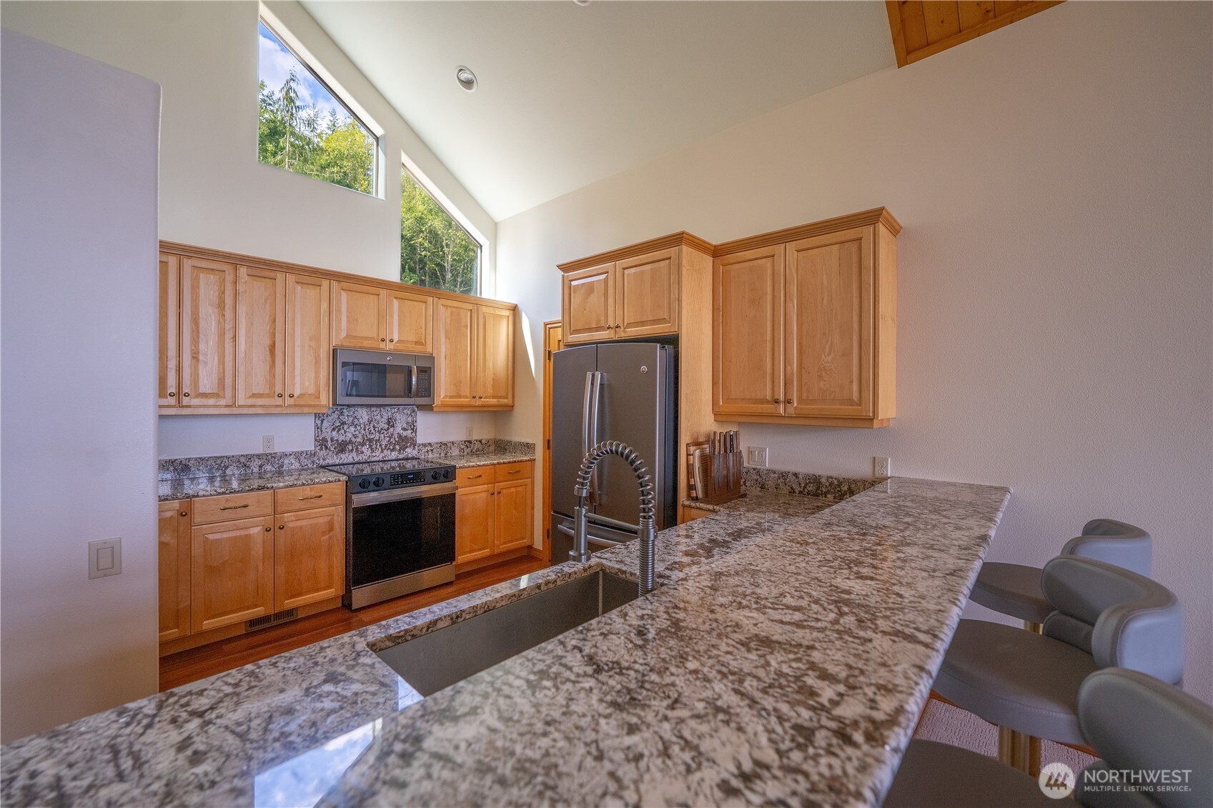 212 Maletti Hill Road , Port Angeles, WA 98362