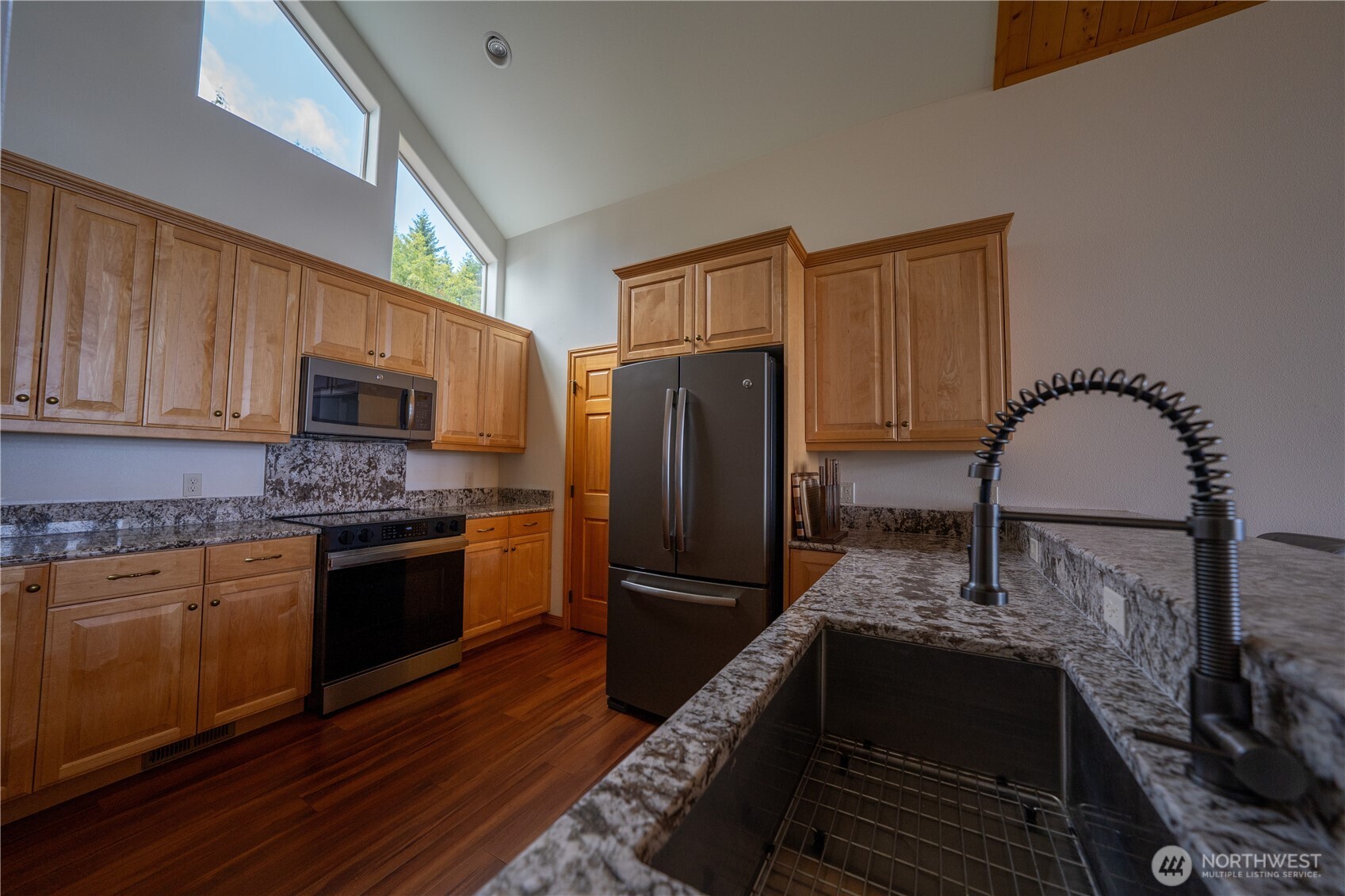 212 Maletti Hill Road , Port Angeles, WA 98362