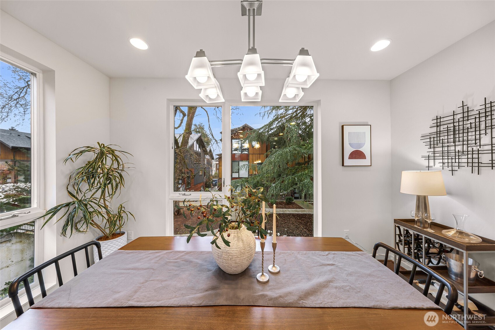 6522 C 32nd Avenue NE, Seattle, WA 98115-7247