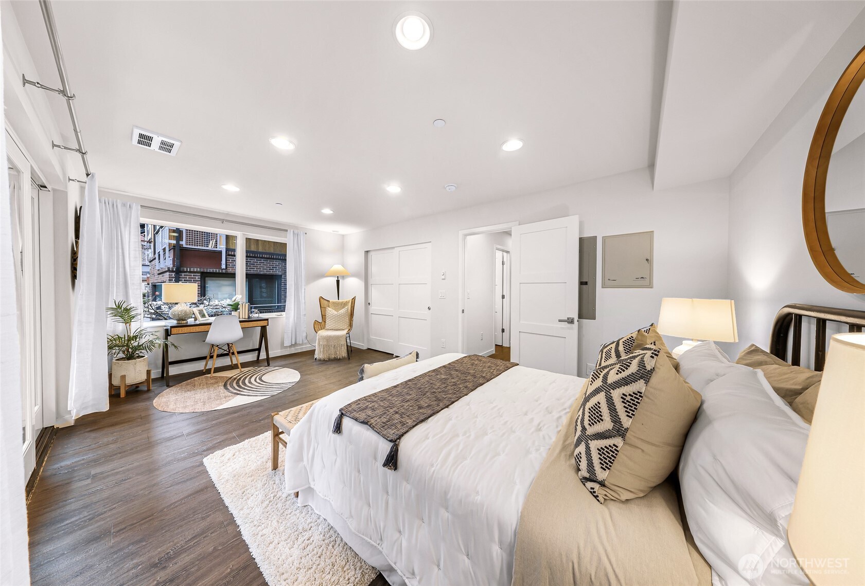 6522 C 32nd Avenue NE, Seattle, WA 98115-7247