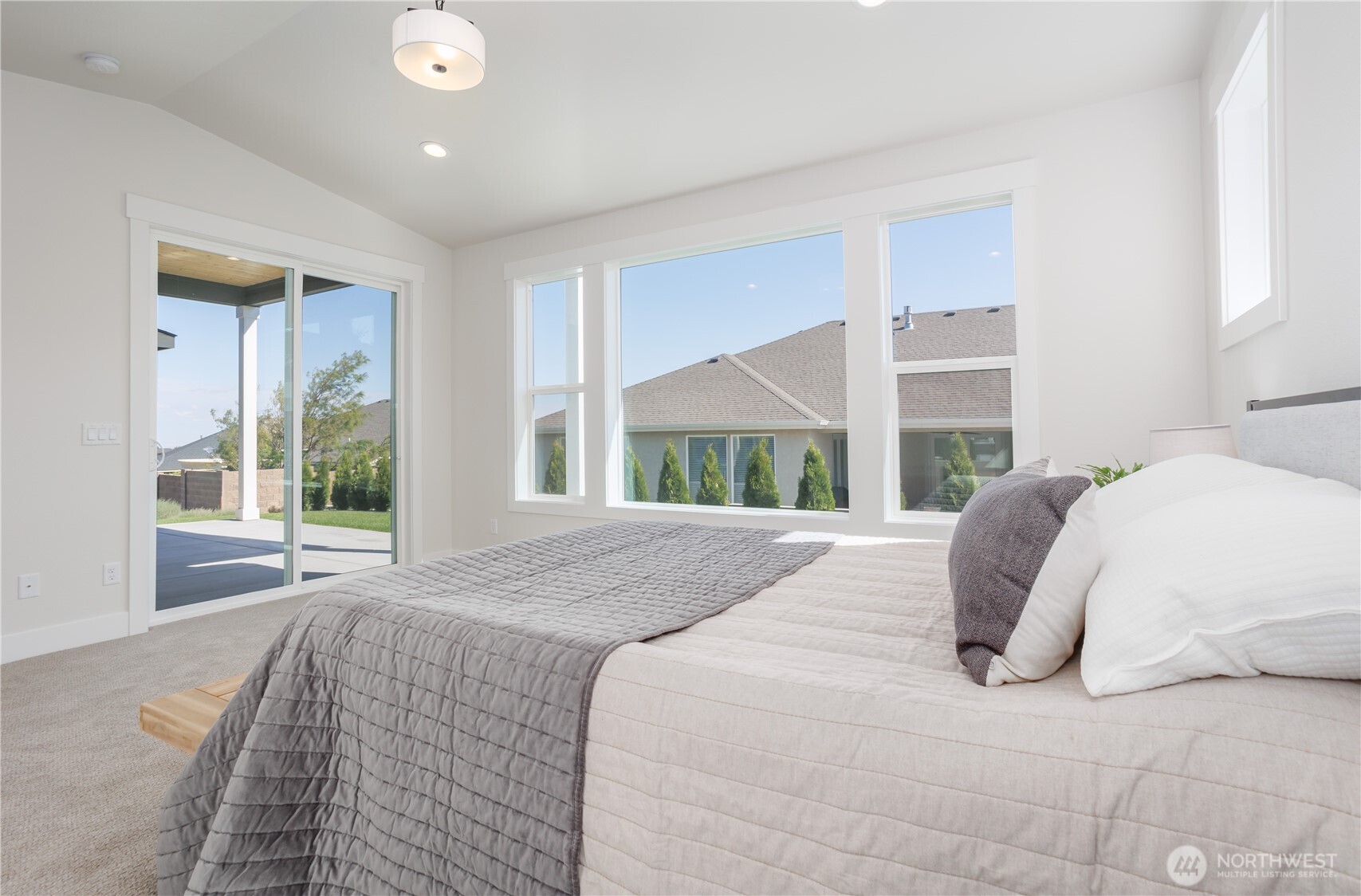 11409 Interlaaken Drive SW, Lakewood, WA 98498