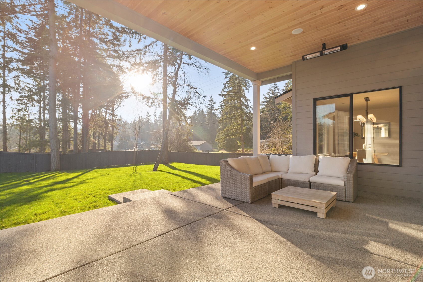 11409 Interlaaken Drive SW, Lakewood, WA 98498