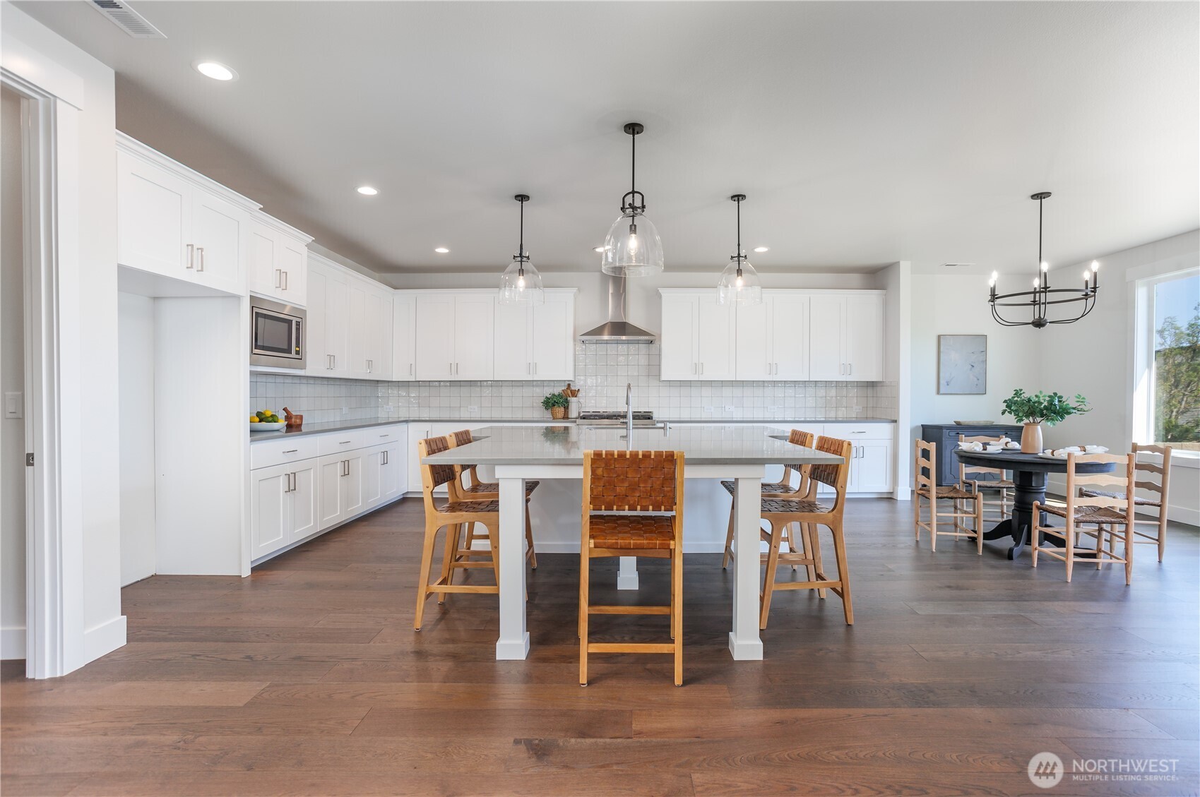 11409 Interlaaken Drive SW, Lakewood, WA 98498