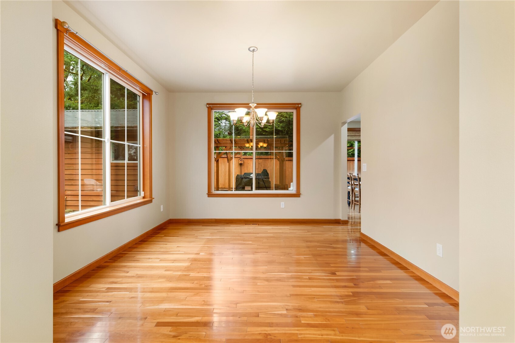 20117 12th Avenue W, Lynnwood, WA 98036