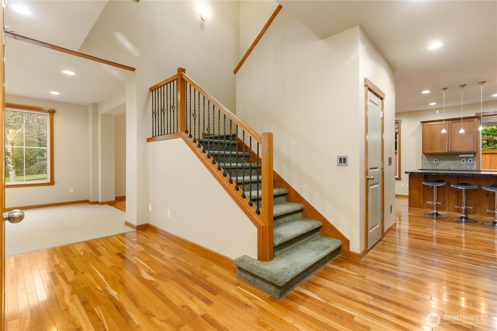 20117 12th Avenue W, Lynnwood, WA 98036