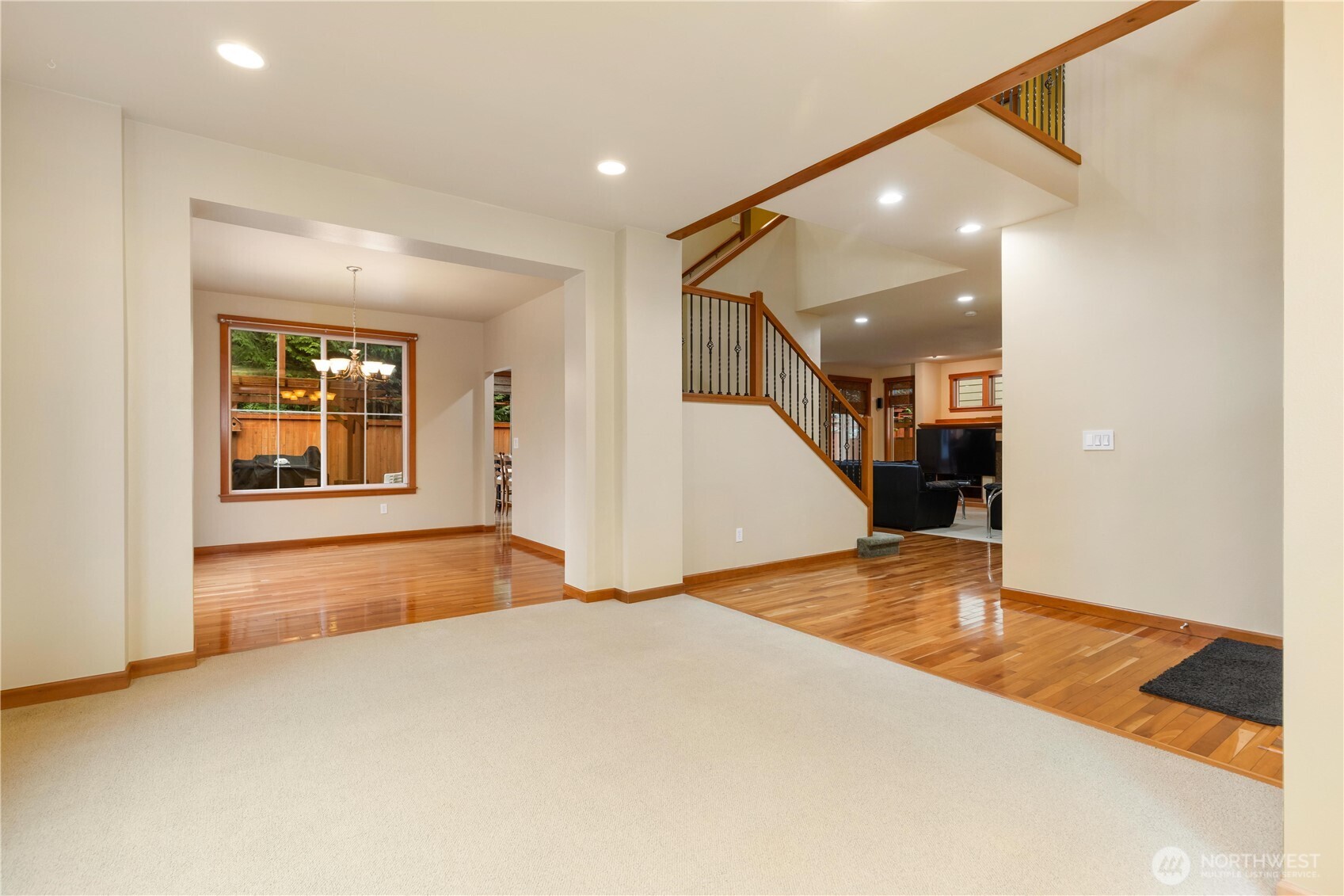 20117 12th Avenue W, Lynnwood, WA 98036