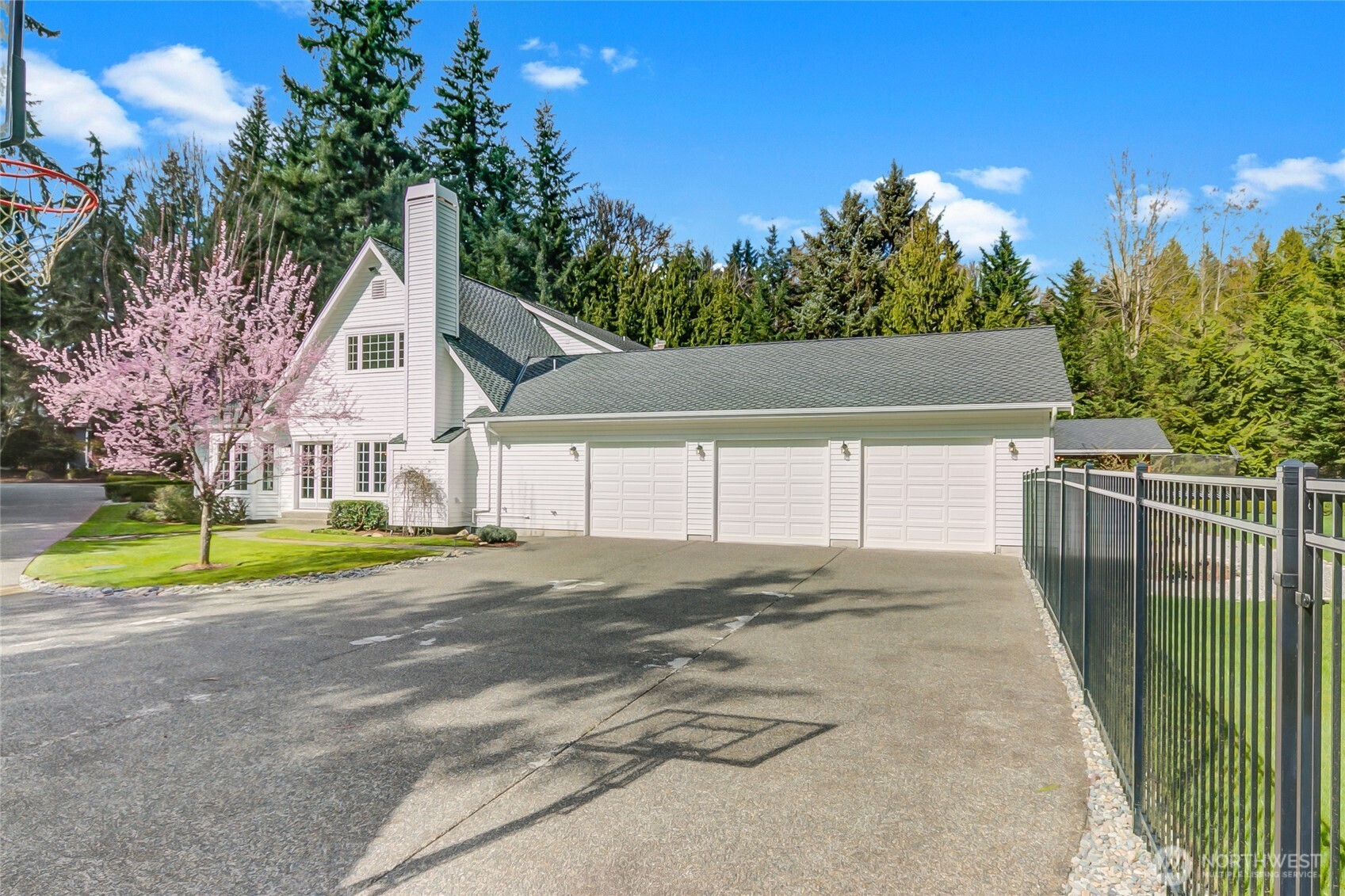 22128 NE 141st Place , Woodinville, WA 98077