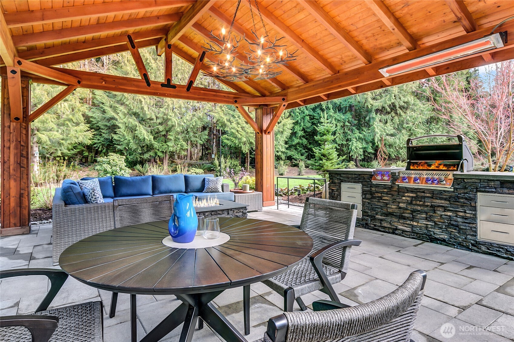 22128 NE 141st Place , Woodinville, WA 98077