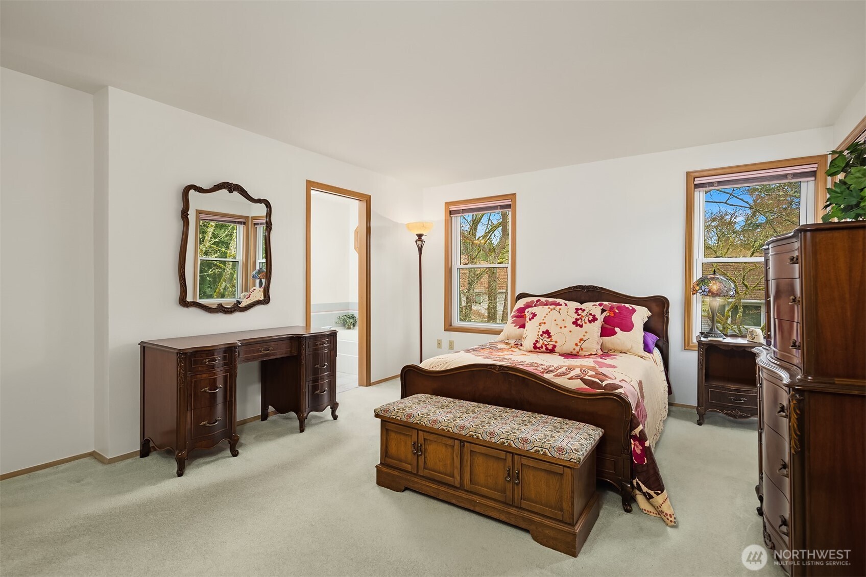 2122 221st Place NE, Sammamish, WA 98074