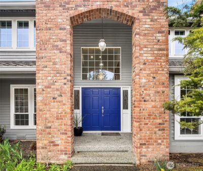 2122 221st Place NE, Sammamish, WA 98074 - Photo 2